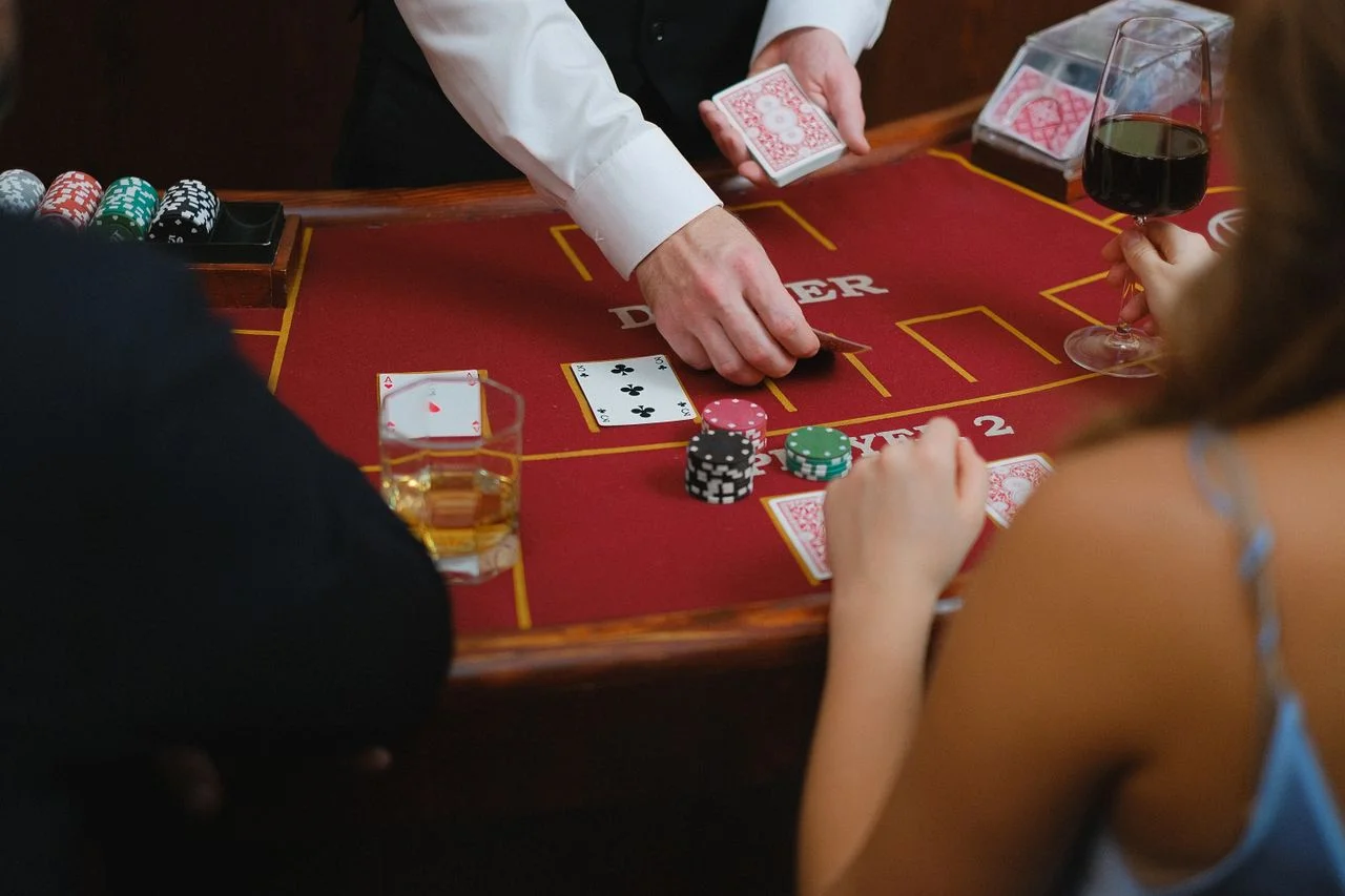 vin 777 — phục vụ người chơi Việt từ Casino trực tuyến đến game điện tử đa dạng